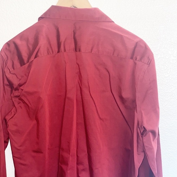 Perry Ellis Red Business Casual Men's Button Front Dress Shirt - Picture 7 of 7